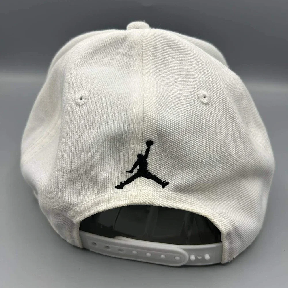 Air Jordan Hat Men White‎ Black Embroidered Logo Jumpman Snap Back Cap